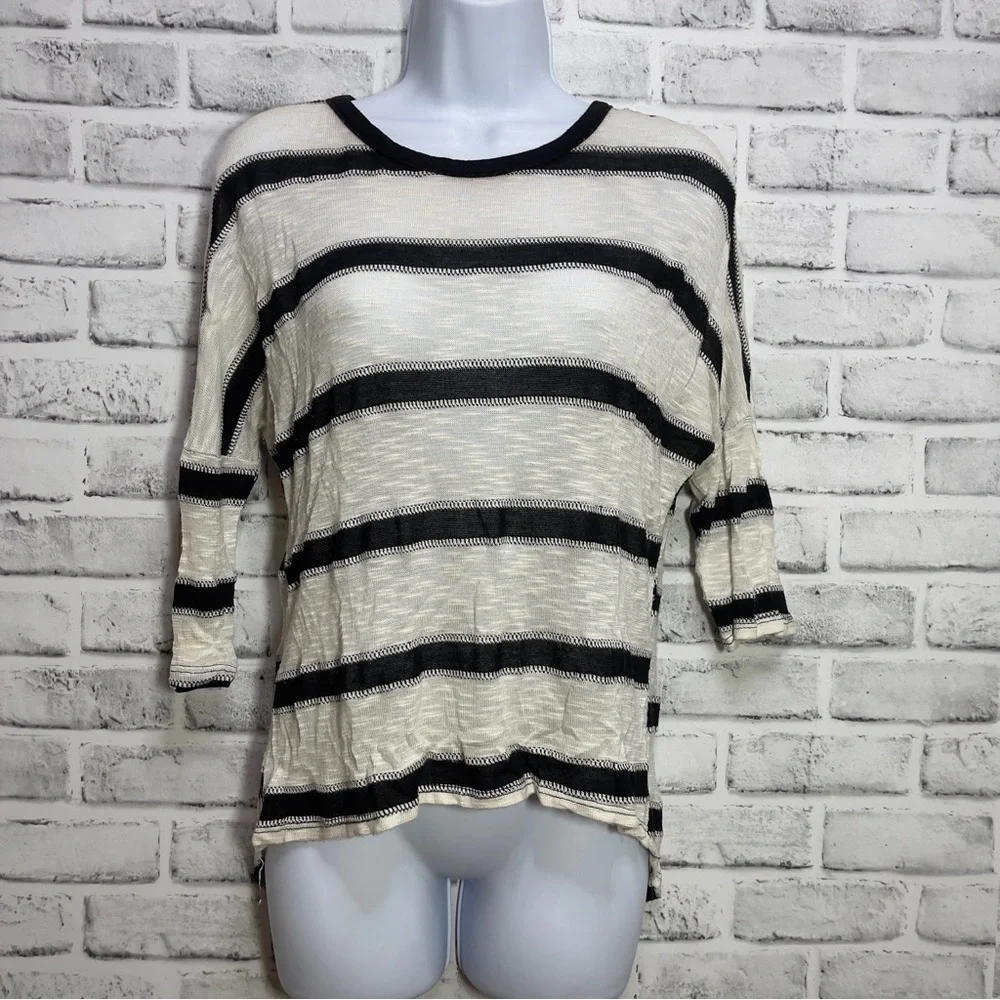 Finn & Clover Pullover Summer Sweater Small
